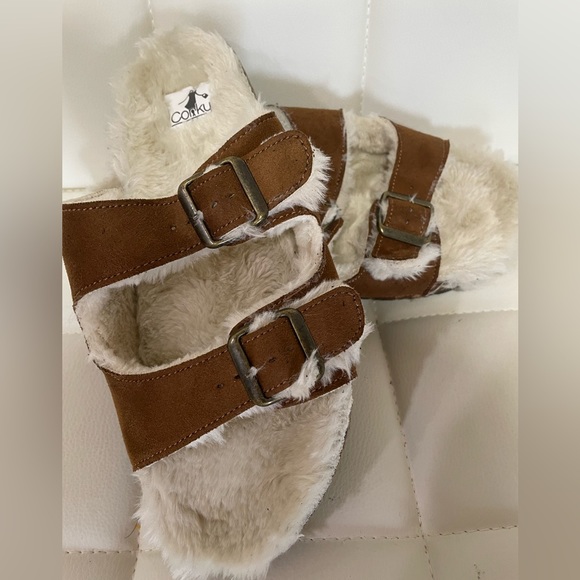 Corkys Faux Fur Slide - Picture 1 of 5